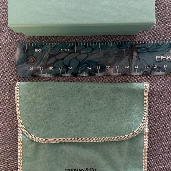 Tiffany box with dustbag - Picture 5 of 8